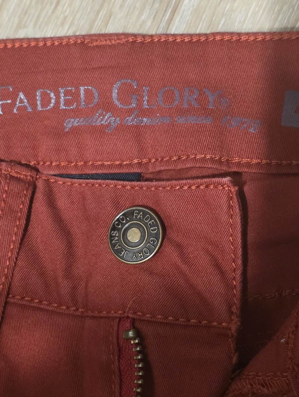 Faded Glory Rust Capri Pants Cuffed Hem Size 4 Cotton Stretch - Picture 3 of 8